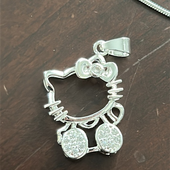 Hello Kitty Silver Plated Crystal Pendant Necklace 18" Chain Light Purple Bow - Picture 10 of 12